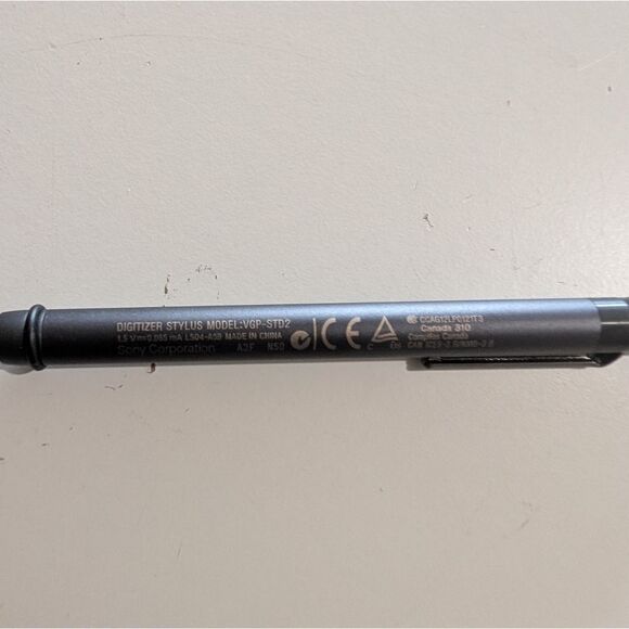 Sony Graphite Touchscreen Stylus - Picture 3 of 3